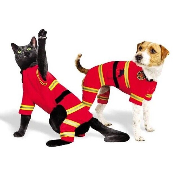 Size XS Hyde and Eek! Firefighter Pet Costume Halloween ( up to 10 lbs ) - Picture 1 of 6